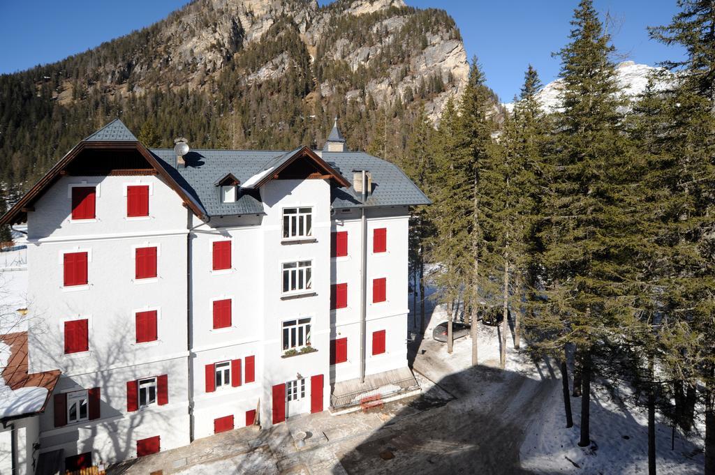 Hotel Croda Rossa Carbonin Esterno foto