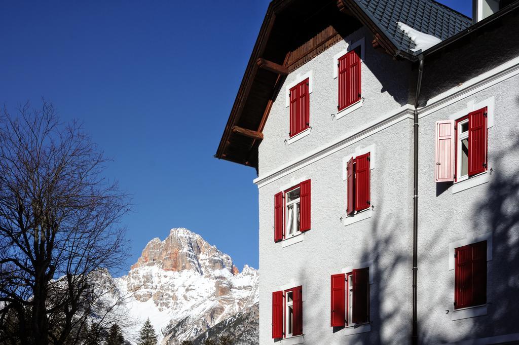 Hotel Croda Rossa Carbonin Esterno foto