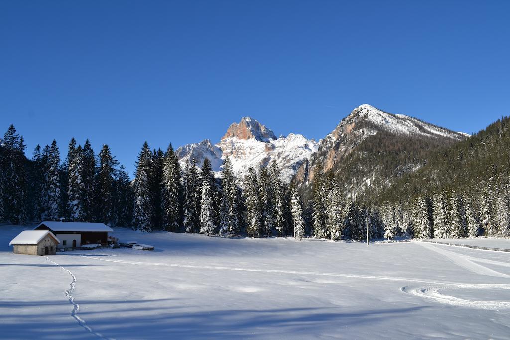 Hotel Croda Rossa Carbonin Esterno foto