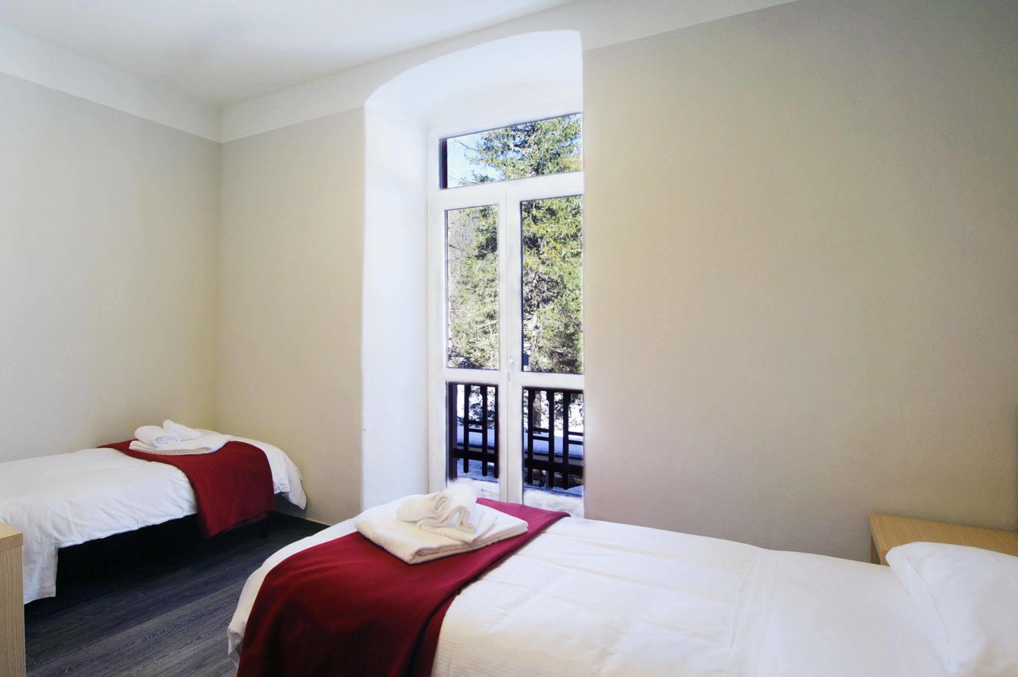 Hotel Croda Rossa Carbonin Esterno foto